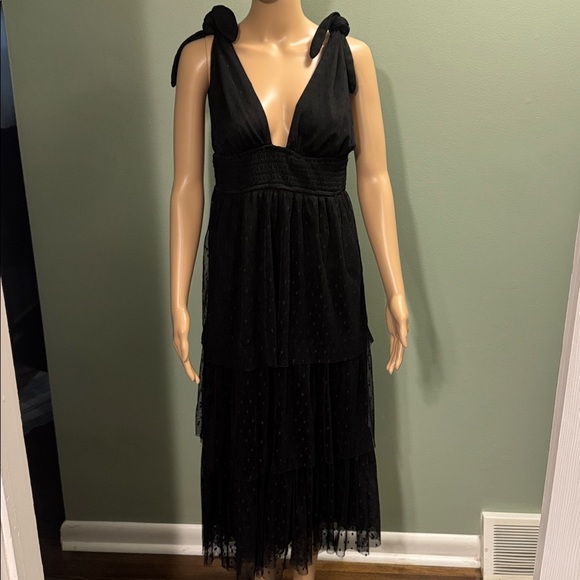 Lulus Dresses & Skirts - Lulu's Black Knit Dress size XL